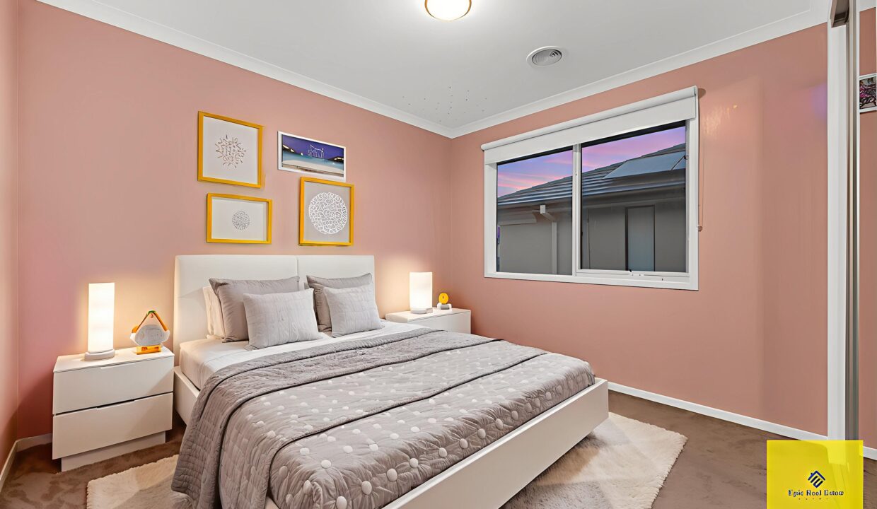 uploads2F1756782414668-6mc1ky43xv5-9d5293e939943bc35949c1ea719fb0982Fkids-room-30-spectrum-KidsRoom-Modern-2