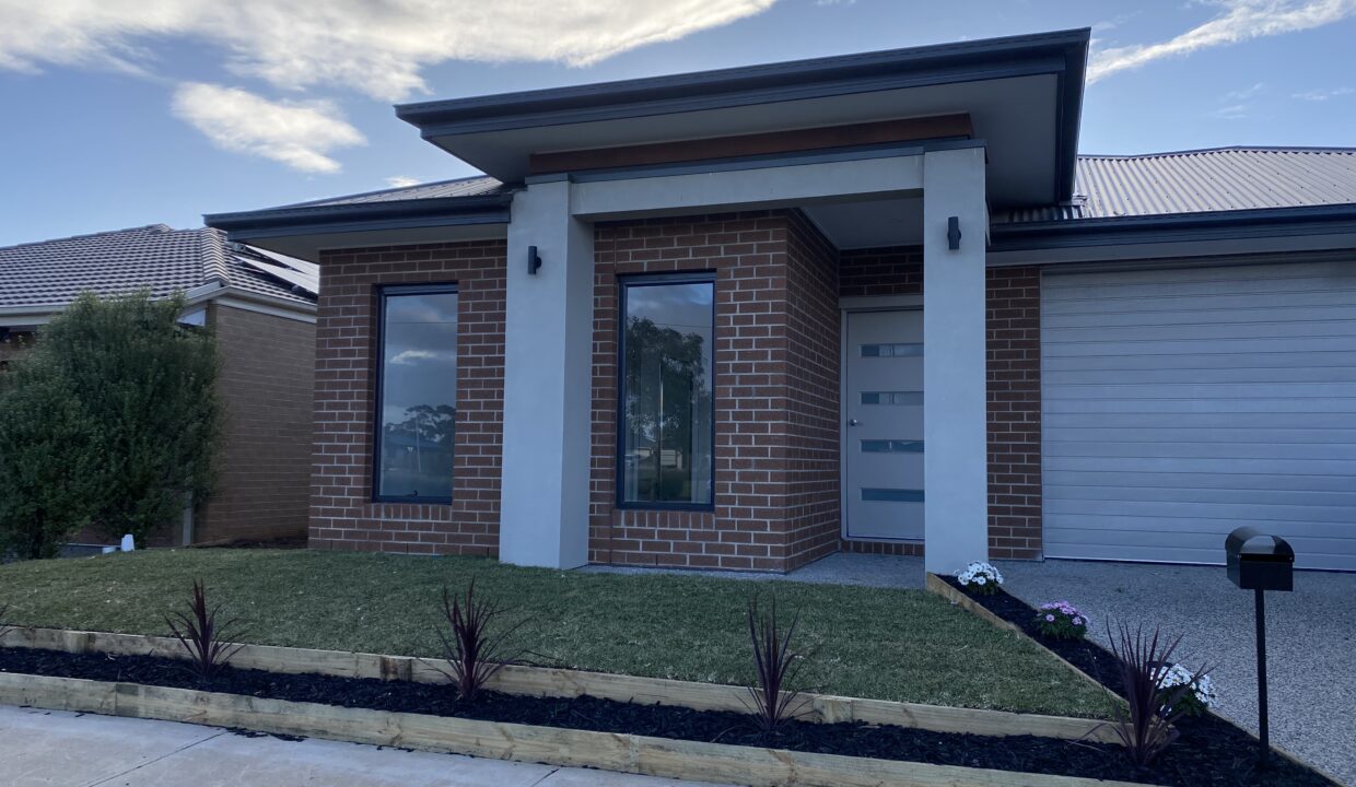 uploads2F1761721439075-yr6ewhc9l2m-a5356e96bd21f3bdf5a474cc5e8e2bfa2FIMG_4950