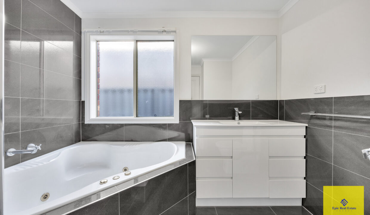 uploads2F1763419653792-90naa7aspq-47960ddcf32822f34559894d8f74e4b62F_O0A0810